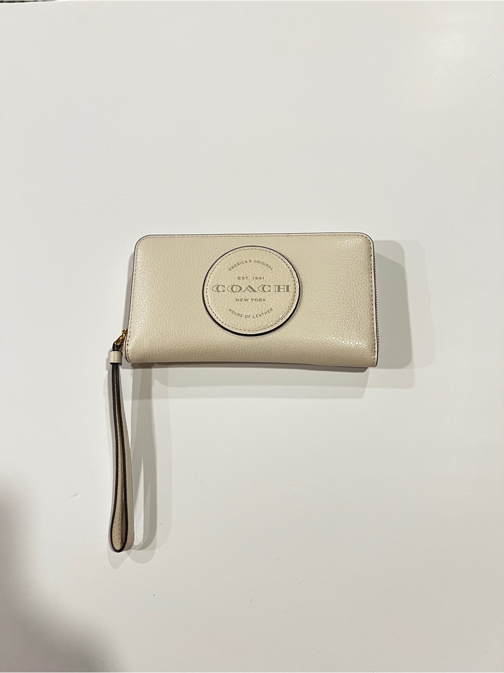 Coach C4111 Dempsey Large Phone Wallet Wristlet Chalk Leather With Tags